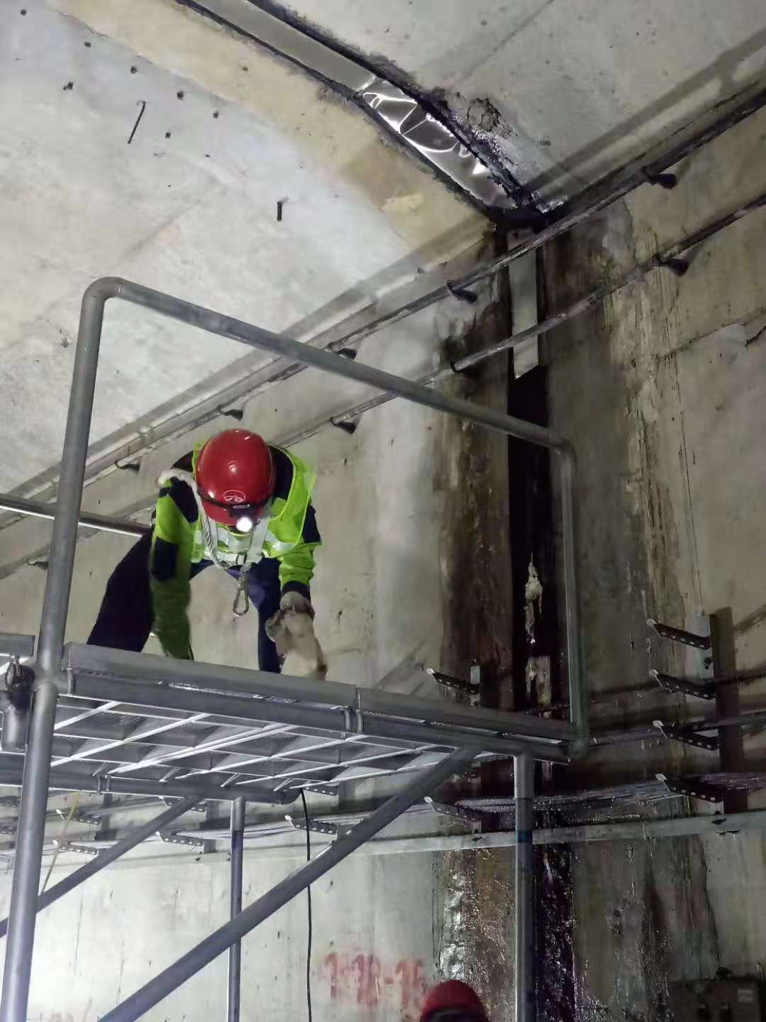 西安地鐵防滲水堵漏公司